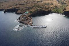 Kaumalapau Harbor breakwater